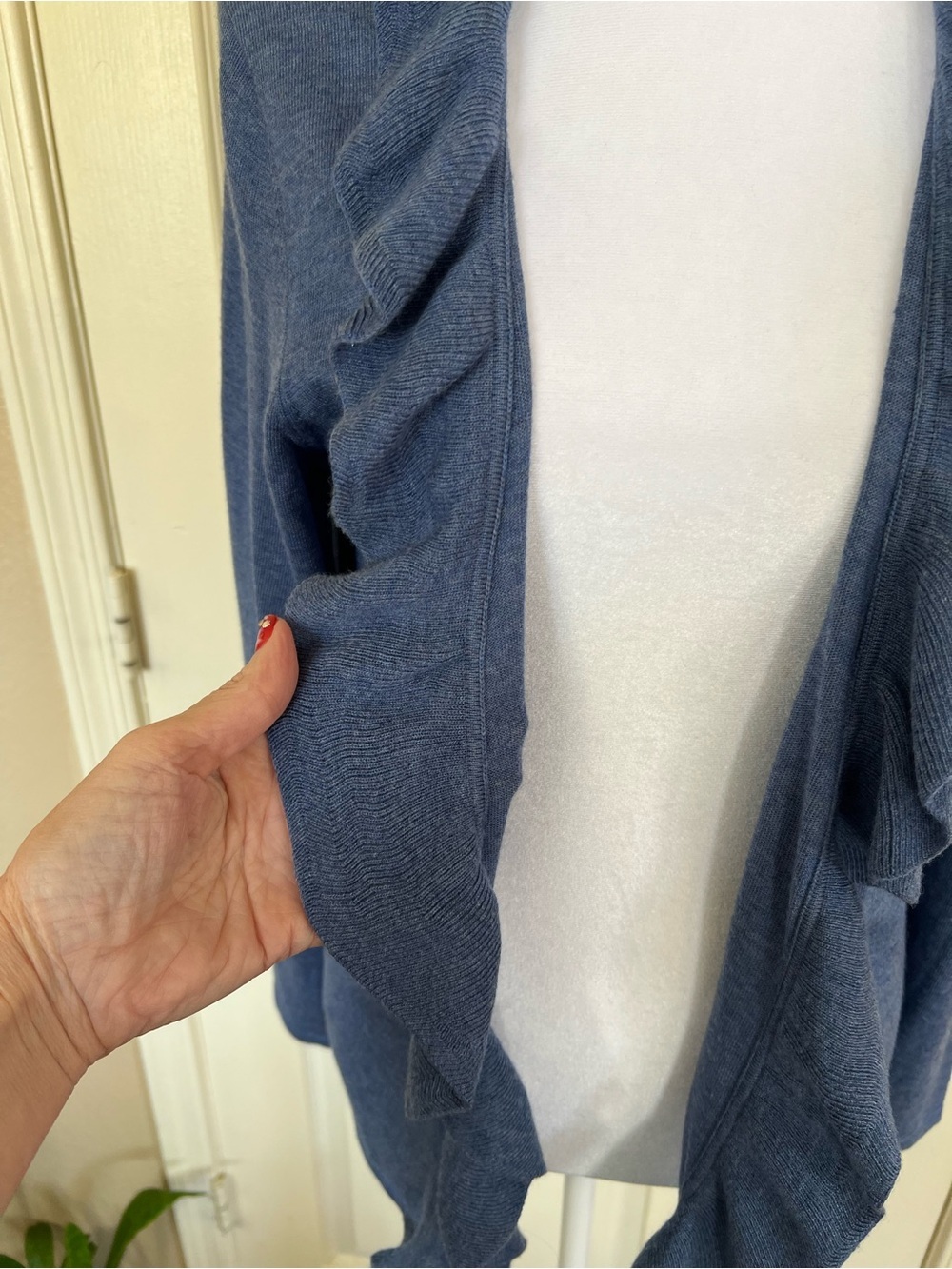 Talbots Pure Italian Merino Wool Blue Ruffle Open Front Cardigan Medium - Picture 9 of 12